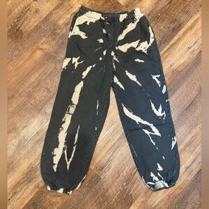 Miss Lola Charcoal tie dye Joggers, medium